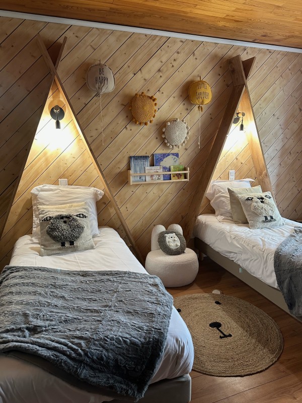 Réservez votre chambre romantique et confortable à « L’Hôtentique », proche de Gap