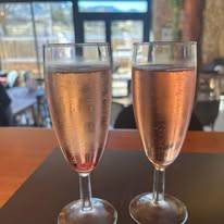 Un bar romantique au cœur de Turriers proche de Gap