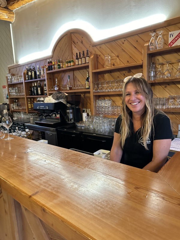 Rejoignez-nous pour un week-end en famille dans notre bar de qualité à « L’Hôtentique », près de Gap