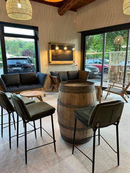 Restaurant avec des grillades au feu de bois, proche de Sisteron dans les Alpes