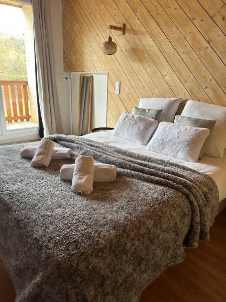 Une Saint-Valentin gourmande et romantique à « L’Hôtentique » : dîner d’exception et nuit magique