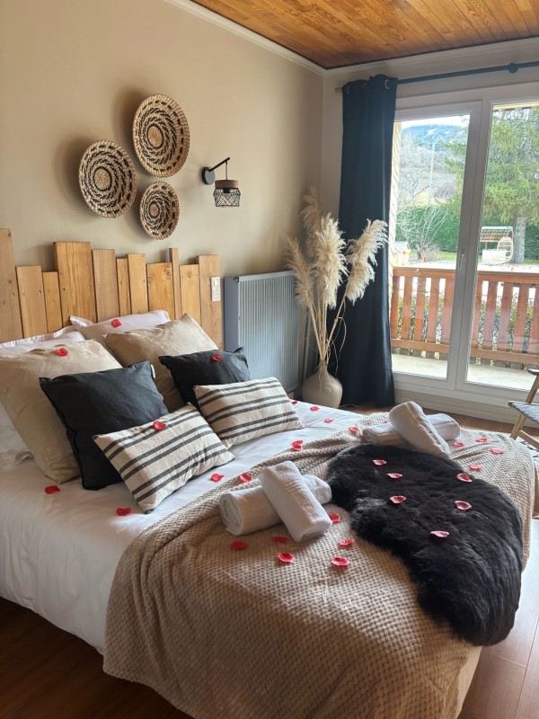 Profitez d’une chambre romantique, dans les Alpes du Sud entre Ubaye et Durance